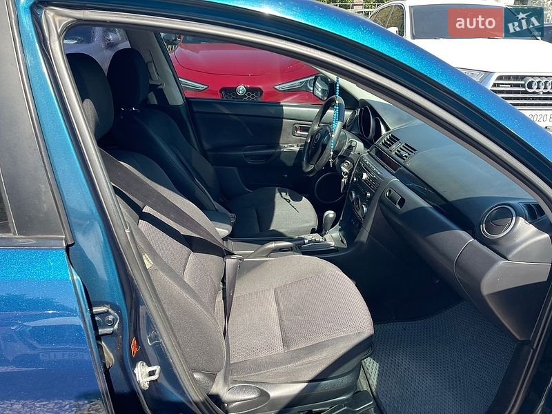 Седан Mazda 3 2007 в Полтаве