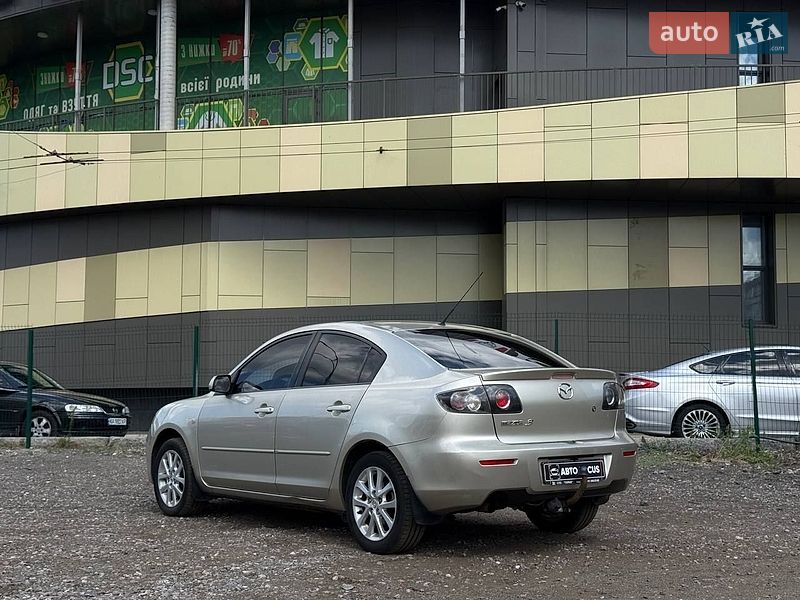 Седан Mazda 3 2008 в Києві