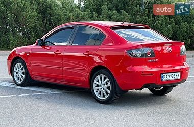 Седан Mazda 3 2008 в Киеве