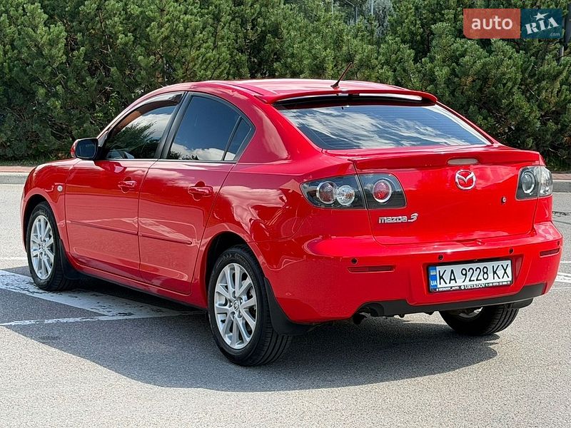 Седан Mazda 3 2008 в Киеве