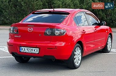 Седан Mazda 3 2008 в Киеве