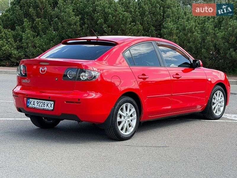 Седан Mazda 3 2008 в Киеве