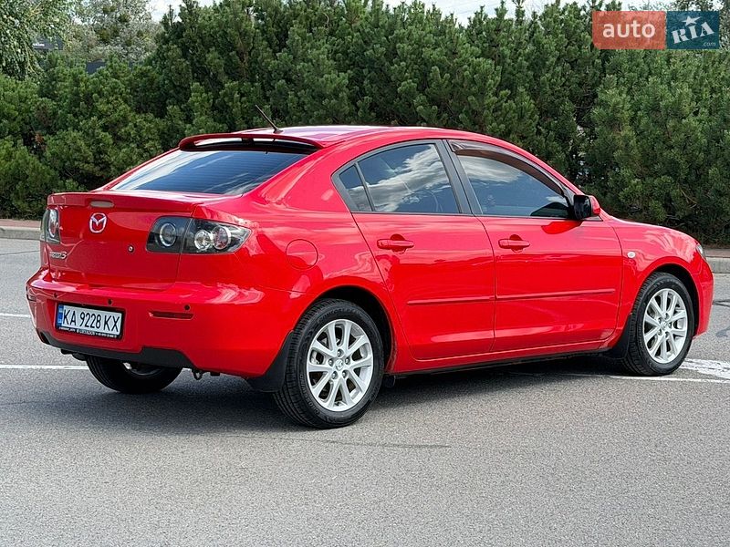 Седан Mazda 3 2008 в Киеве
