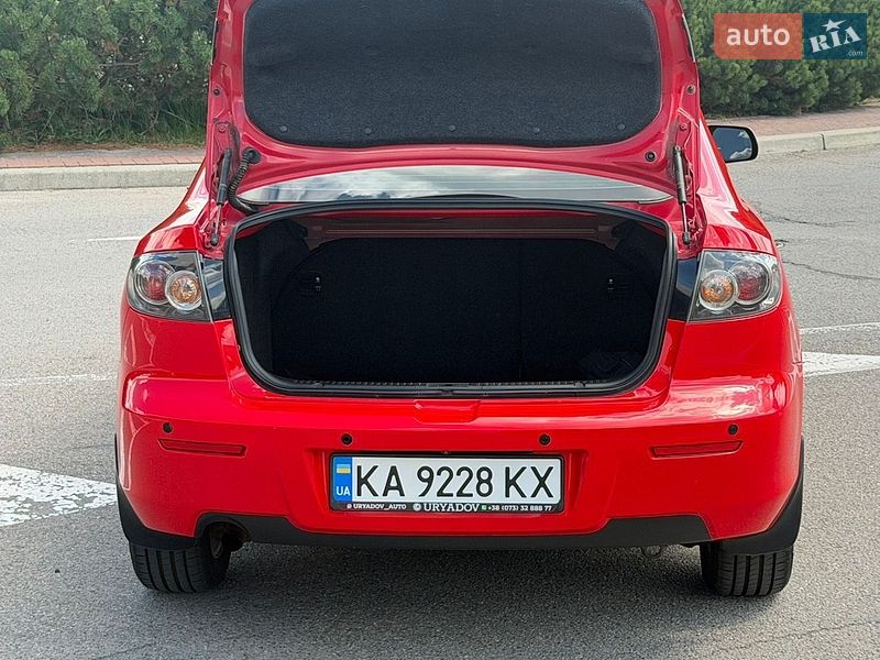 Седан Mazda 3 2008 в Киеве