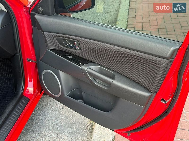 Седан Mazda 3 2008 в Киеве