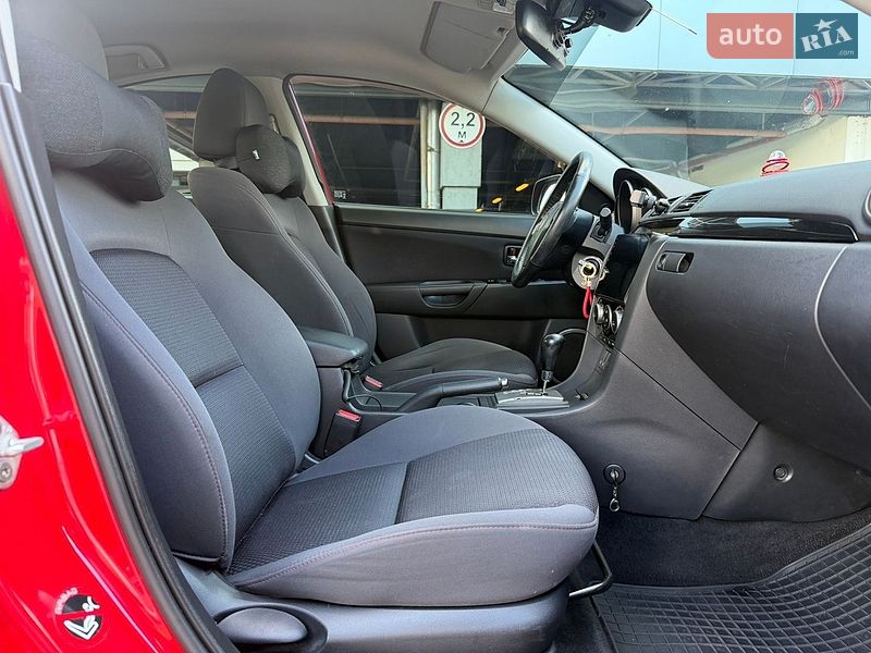 Седан Mazda 3 2008 в Киеве