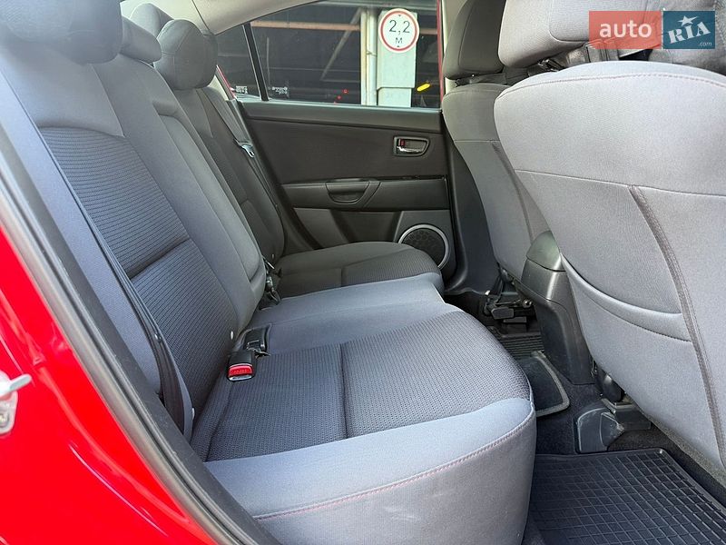 Седан Mazda 3 2008 в Киеве