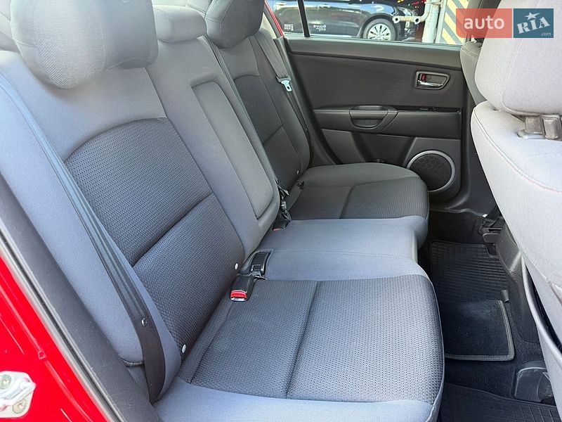 Седан Mazda 3 2008 в Киеве