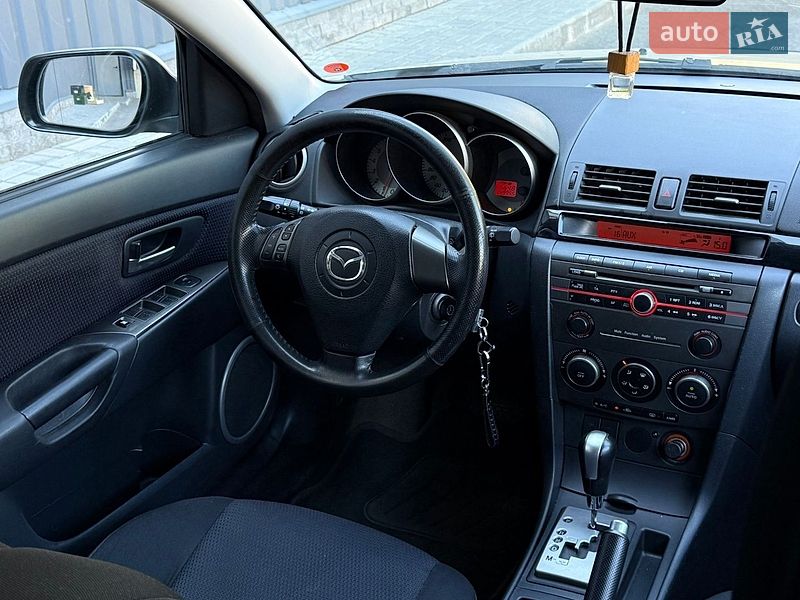 Хэтчбек Mazda 3 2007 в Николаеве