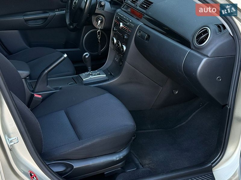 Хэтчбек Mazda 3 2007 в Николаеве