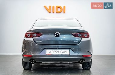 Седан Mazda 3 2019 в Киеве
