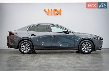 Седан Mazda 3 2019 в Киеве