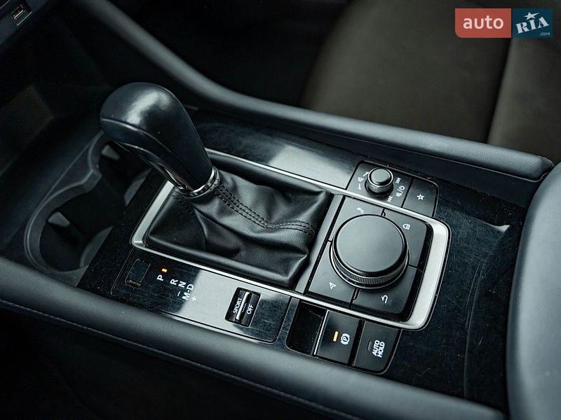 Седан Mazda 3 2019 в Киеве