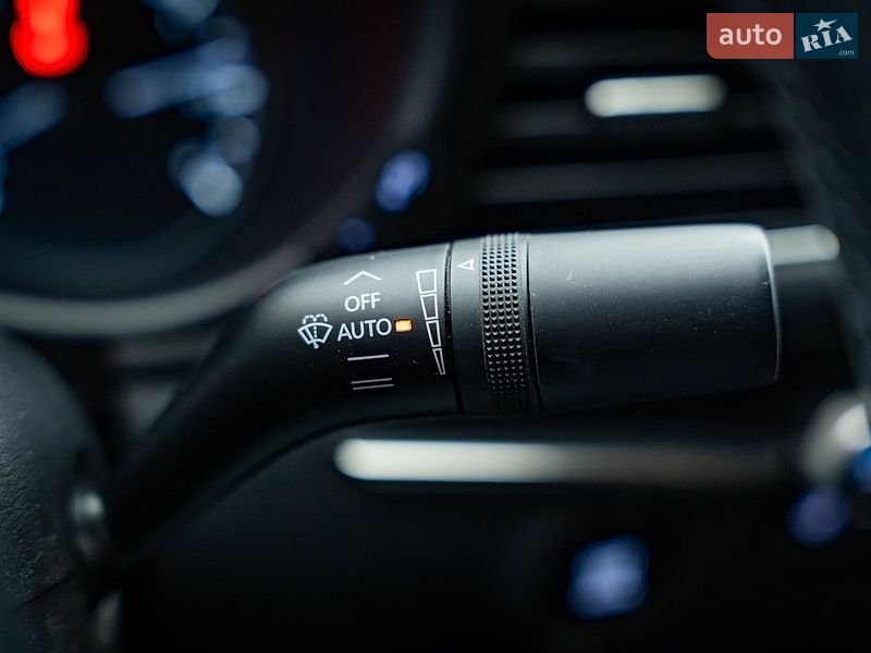 Седан Mazda 3 2019 в Киеве