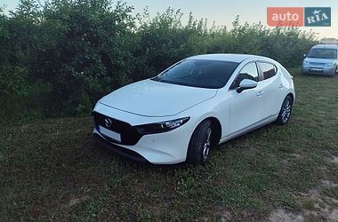 Mazda 3  2019