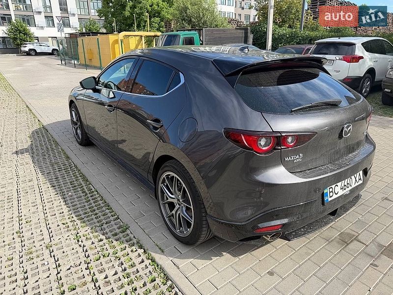 Хэтчбек Mazda 3 2023 в Львове