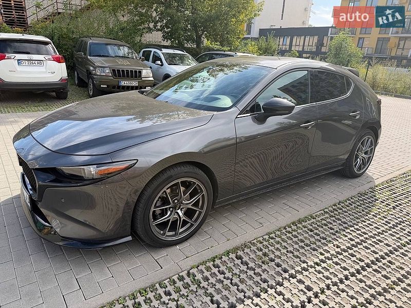 Хэтчбек Mazda 3 2023 в Львове