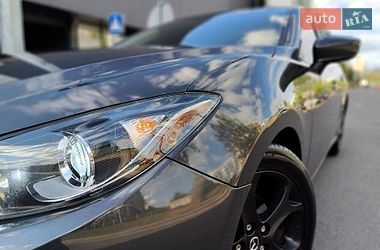 Седан Mazda 3 2016 в Киеве