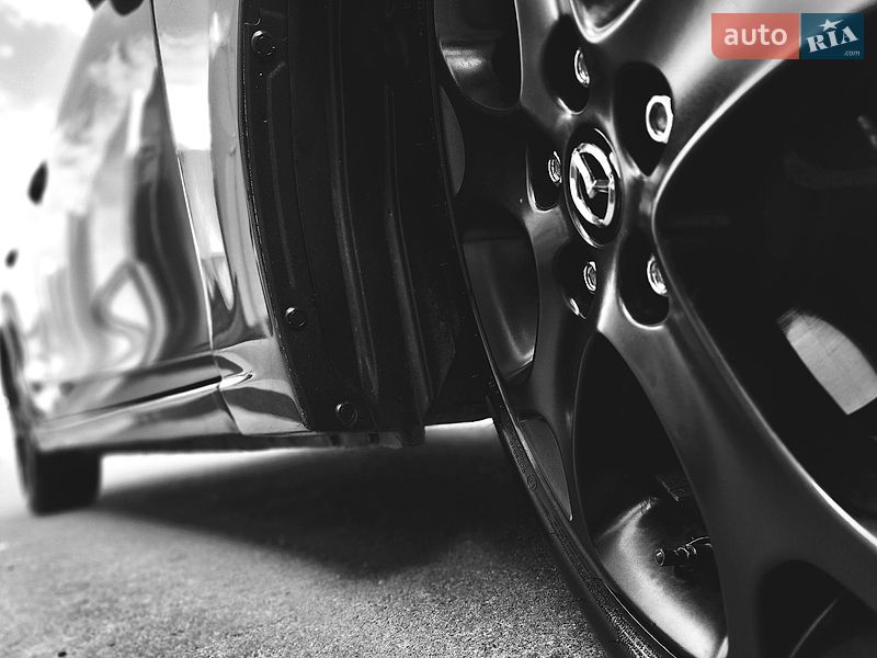 Седан Mazda 3 2016 в Киеве