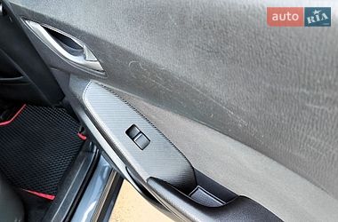 Седан Mazda 3 2016 в Киеве