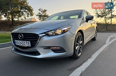Седан Mazda 3 2018 в Києві
