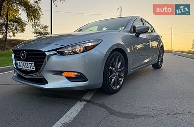 Седан Mazda 3 2018 в Києві