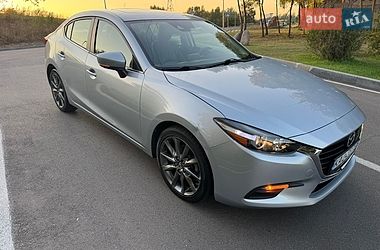 Седан Mazda 3 2018 в Києві