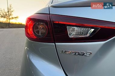 Седан Mazda 3 2018 в Києві