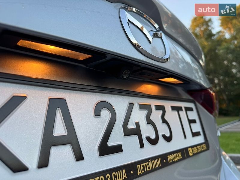 Седан Mazda 3 2018 в Києві