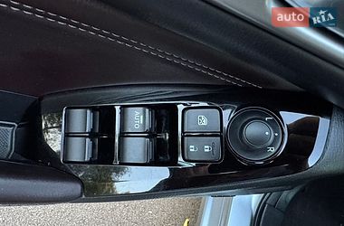 Седан Mazda 3 2018 в Києві