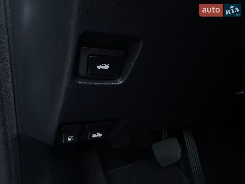 Седан Mazda 3 2018 в Києві