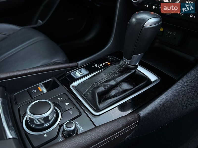 Седан Mazda 3 2018 в Києві