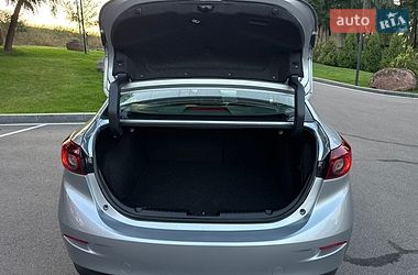 Седан Mazda 3 2018 в Києві