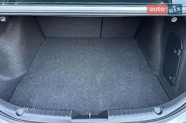 Седан Mazda 3 2018 в Києві