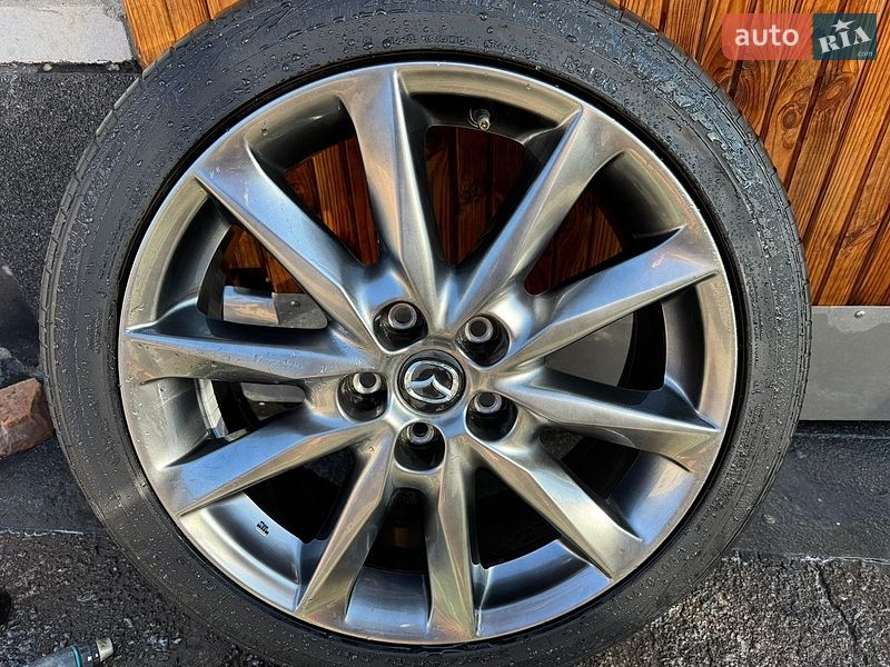 Седан Mazda 3 2018 в Києві