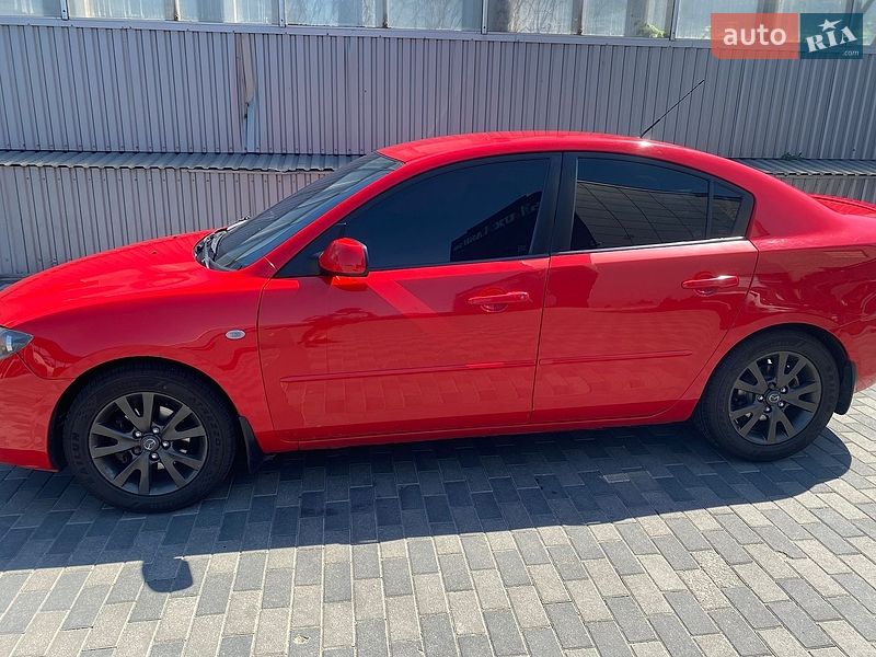 Седан Mazda 3 2006 в Запорожье
