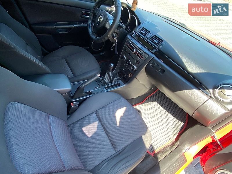 Седан Mazda 3 2006 в Запорожье