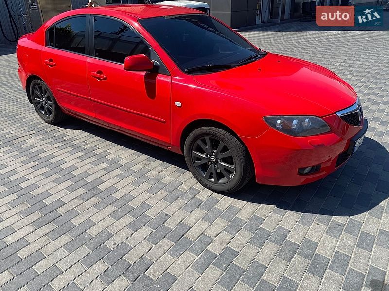 Седан Mazda 3 2006 в Запорожье