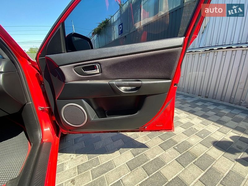 Седан Mazda 3 2006 в Запорожье