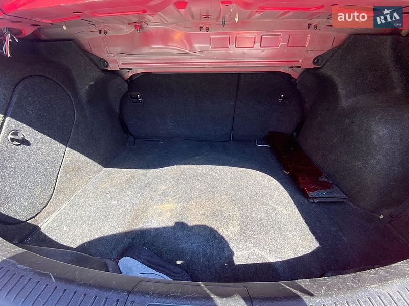 Седан Mazda 3 2006 в Запорожье