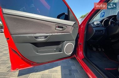 Седан Mazda 3 2006 в Запорожье