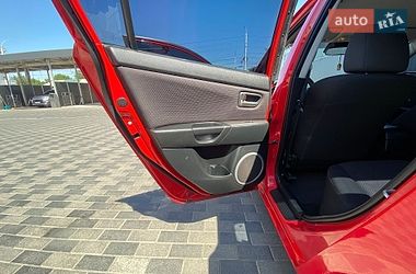 Седан Mazda 3 2006 в Запорожье