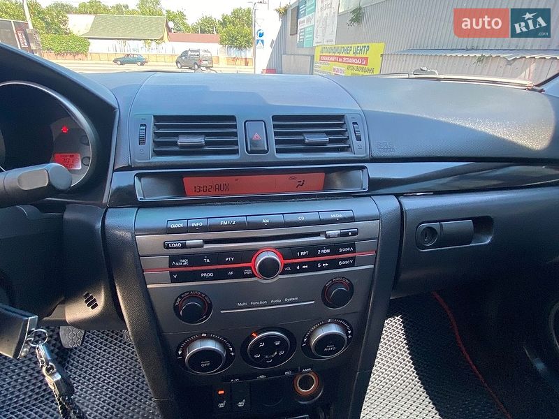 Седан Mazda 3 2006 в Запорожье