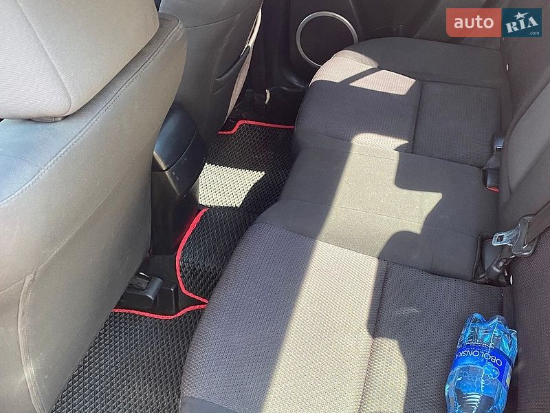 Седан Mazda 3 2006 в Запорожье