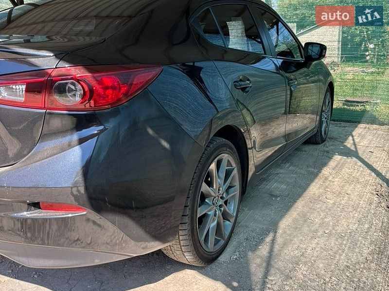 Седан Mazda 3 2013 в Харькове