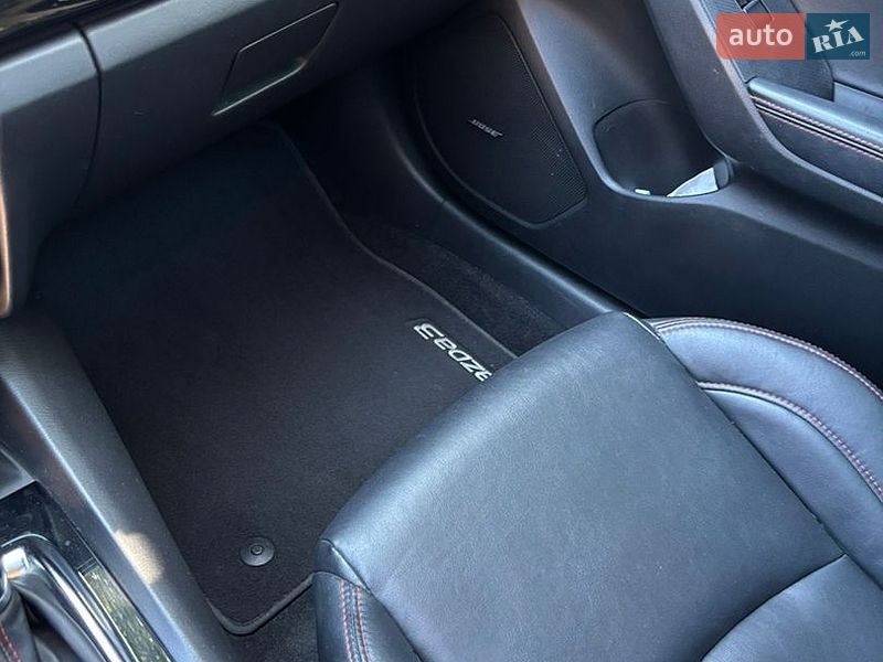 Седан Mazda 3 2013 в Харькове