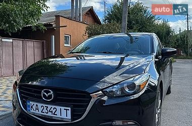 Mazda 3  2018