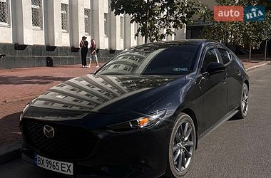 Mazda 3  2019