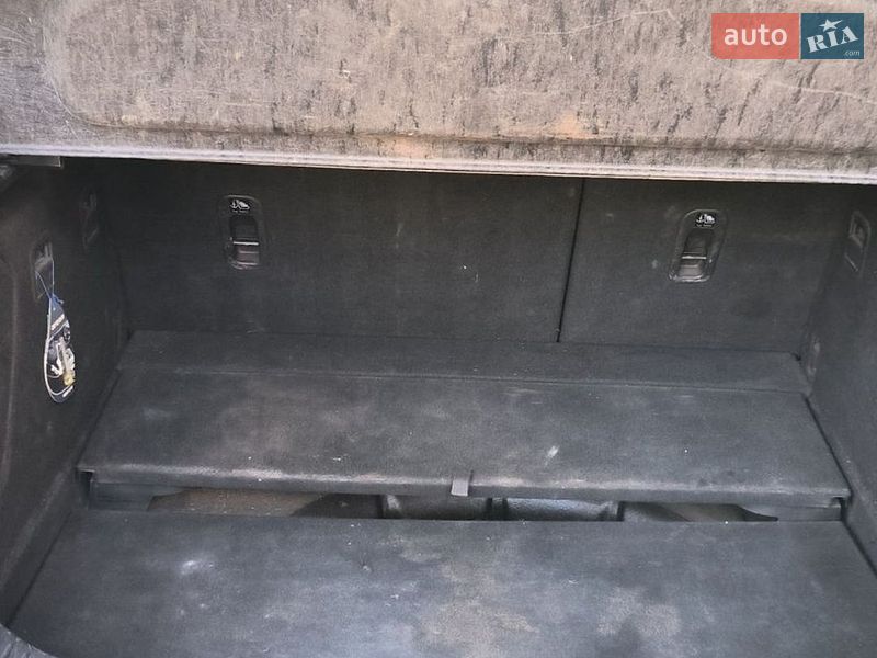 Хэтчбек Mazda 3 2004 в Ужгороде