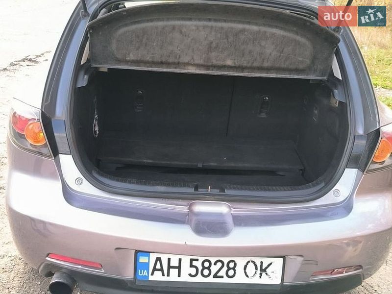 Хэтчбек Mazda 3 2004 в Ужгороде